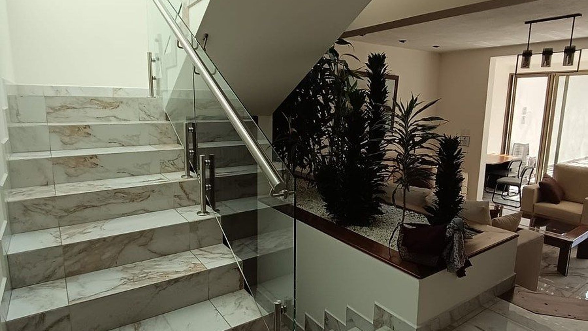 Casa en ALQUILER en La Montaña Zona 16 - Miniatura 6