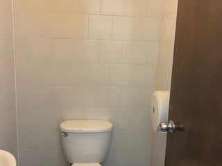 Local en alquiler o venta, La Pradera zona 10 - 4