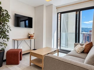 Apartamento amueblado en renta en Edificio Verdú, zona 13 - 5
