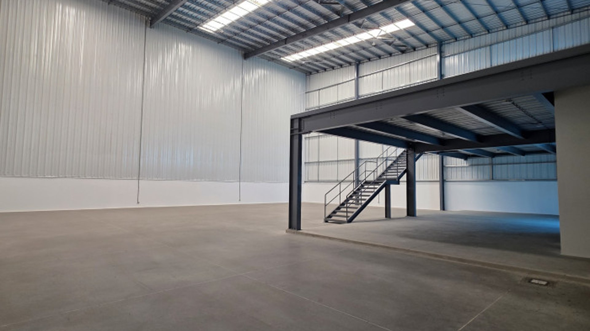Ofibodega en renta en Gamma Amatitlan Guatemala