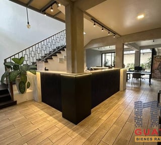 Casa  en Venta, Zona 10 (V10075)