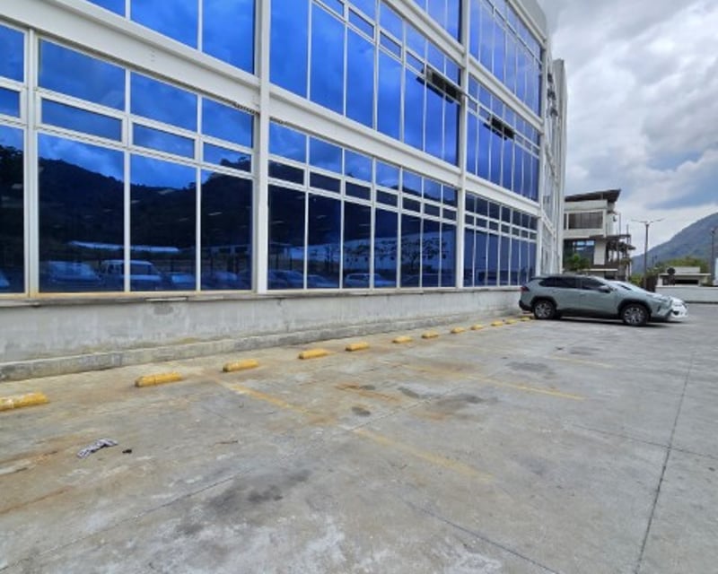 Bodegas u Oficinas en Renta Parque Industrial Michatoya