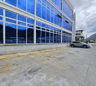 Bodegas u Oficinas en Renta Parque Industrial Michatoya