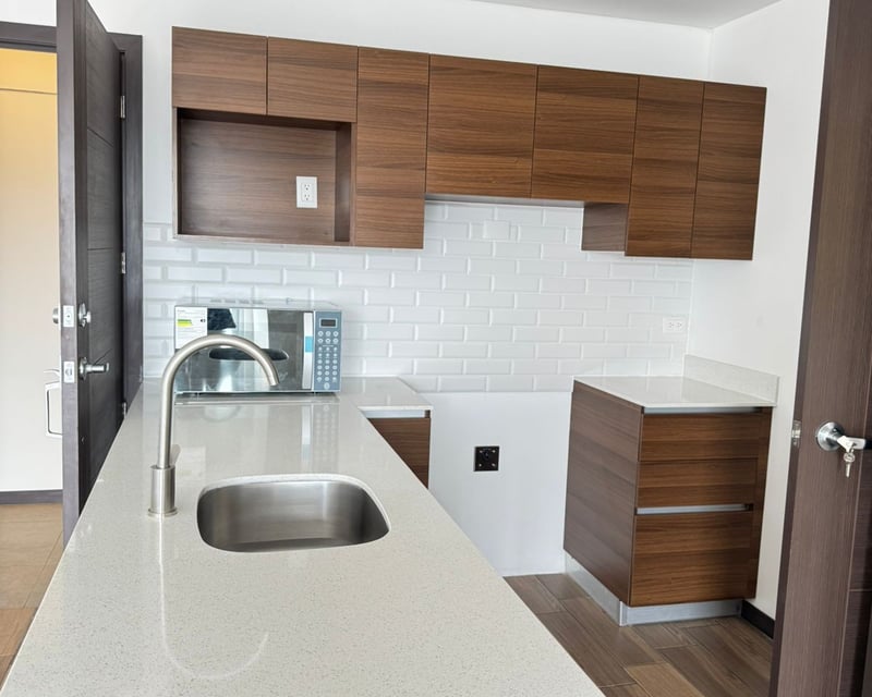 Apartamento en alquiler ubicado en zona 13 Pamplona