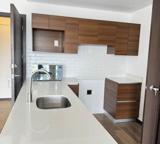 Apartamento en alquiler ubicado en zona 13 Pamplona