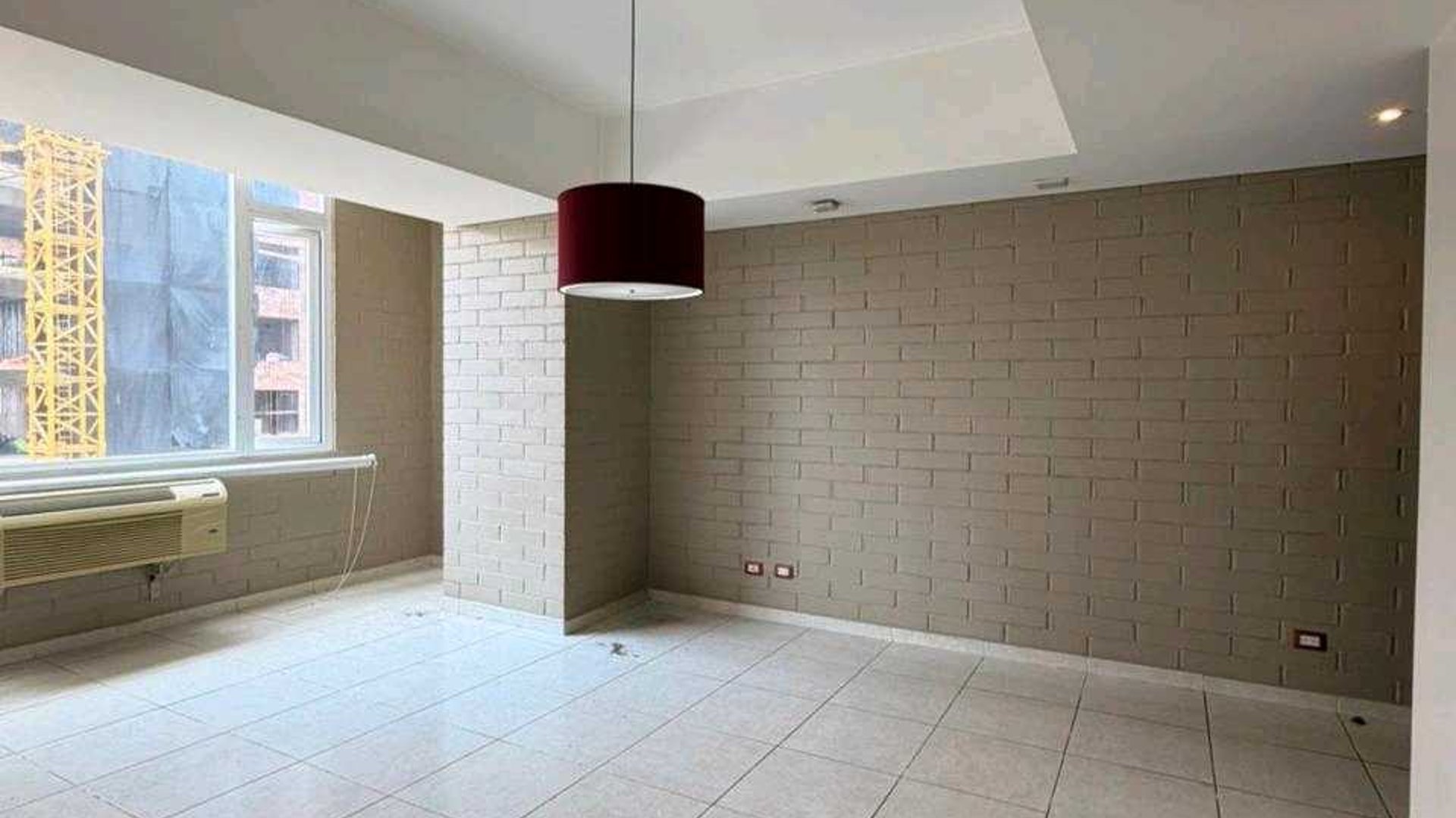 APARTAMENTO EN ALQUILER ???? Edificio Adriatika, Zona 14 - Miniatura 2