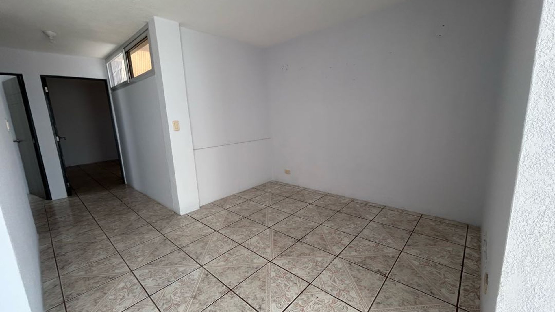 Apartamento en Renta en Zona 11 Granai II - Miniatura 7