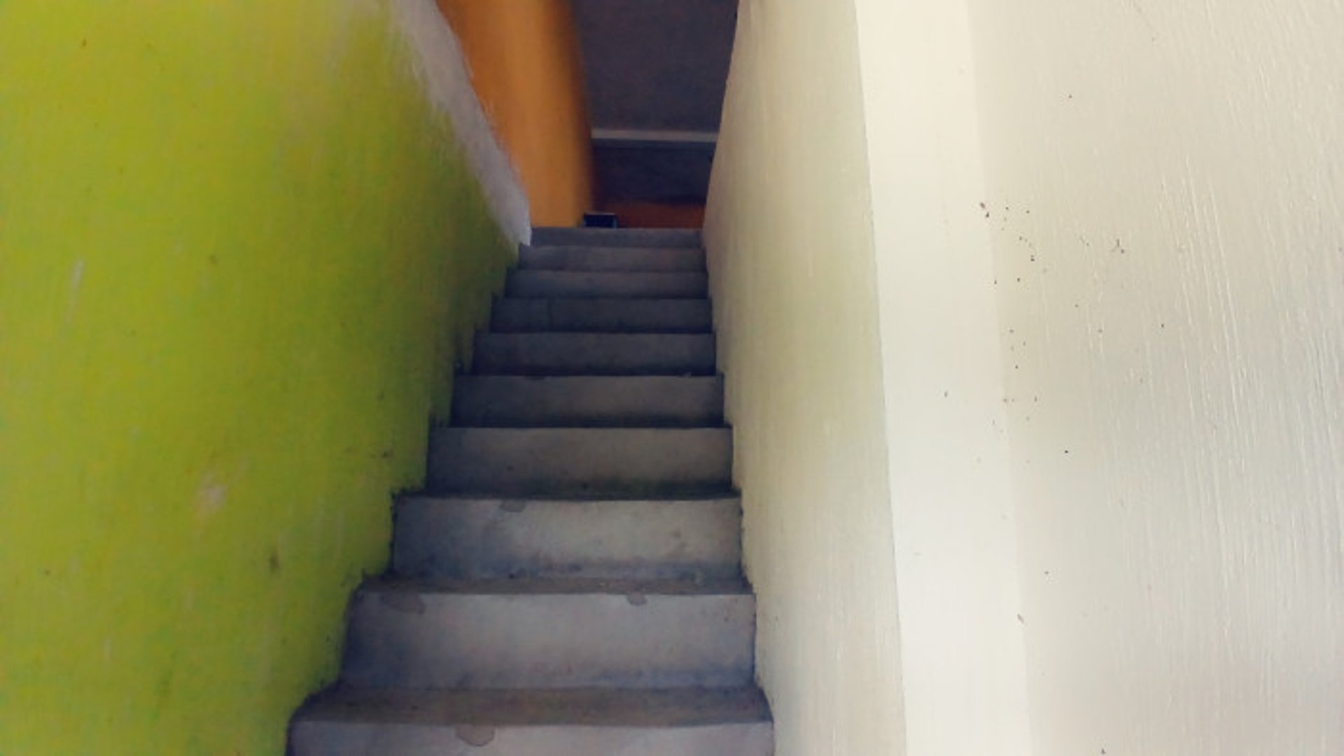 Vendo casa Grande en zona 21 colonia Loma Blanca - Miniatura 9