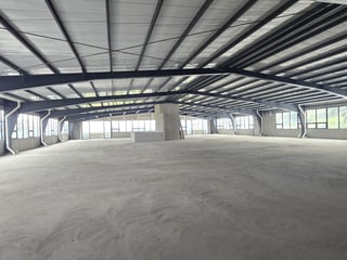 Local comercial en renta Plaza Villa Nueva Guatemala - 2