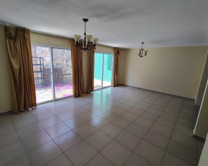 CASA EN COND. ALAMEDAS DE SANTO DOMINGO, KM 30.5 CAES