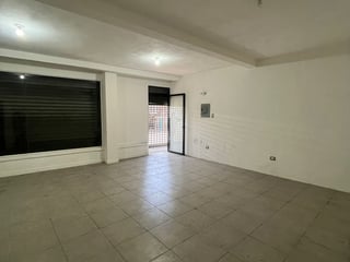 Local Comercial en el centro de Villa Nueva - 4