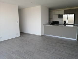 Apartamento en venta Parque 15 Z.15 Guatemala - Image 9