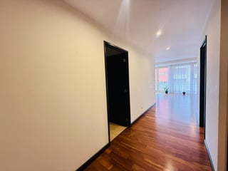 ALQUILER DE AMPLIO Y CÉNTRICO APARTAMENTO - ARIA, ZONA 10 - 2