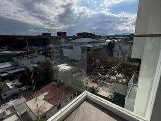 Apartamento en Renta de 3 Habitaciones en zona 10 - 4