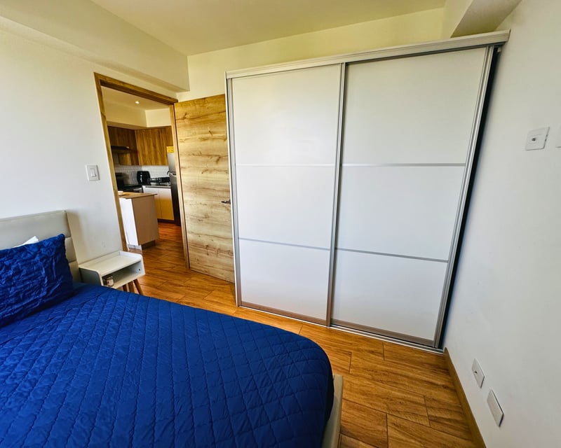 APARTAMENTO AMUEBLADO EN RENTA, EDIFICIO CENDANA ZONA 9 - Miniatura 8