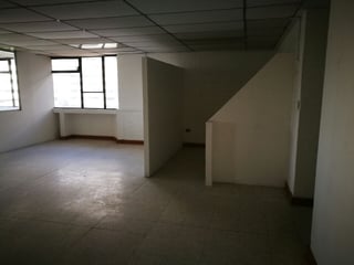 Oficina en renta Av. La Reforma, zona 10 - 4