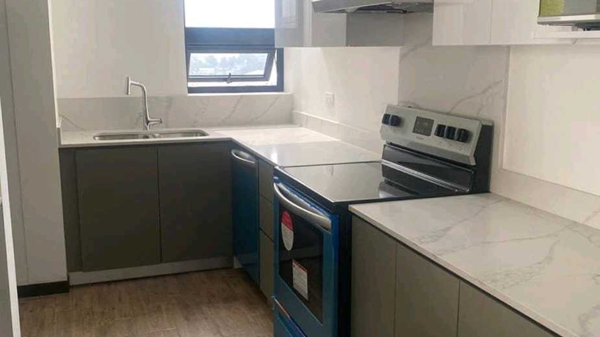 APARTAMENTO EN ALQUILER ????Edificio Aure, Zona 13 - Miniatura 3