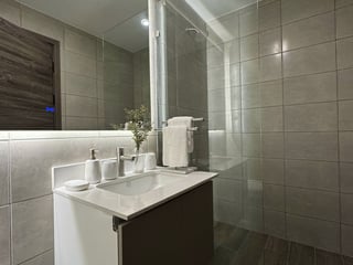 IRANTU / Proyecto de Apartamentos en zona 10 - Image 30