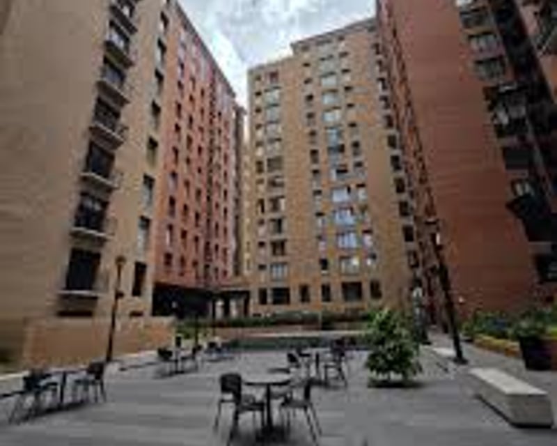 📍 APARTAMENTO EN VENTA – 3 HAB  | EDIFICIO CÉNTRICO | ZONA 5