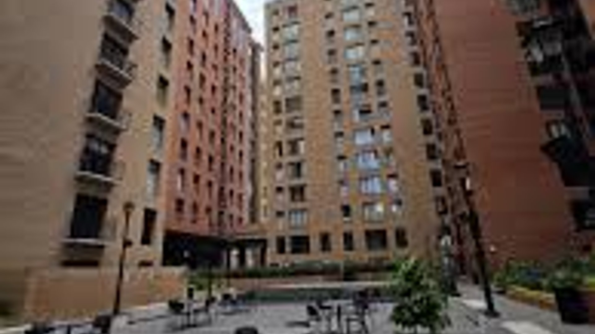 ???? APARTAMENTO EN VENTA – 3 HAB  | EDIFICIO CÉNTRICO | ZONA 5