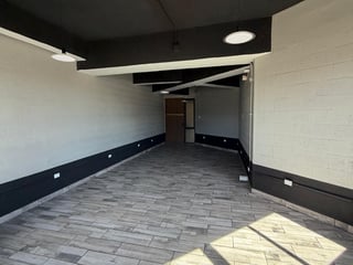 📍 OFICINA EN RENTA – EDIFICIO SÉPTIMO | ZONA 4 - 4