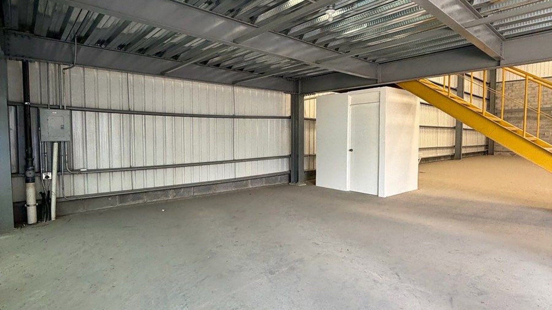 BODEGA EN RENTA / VENTA VILLA CANALES - Miniatura 10