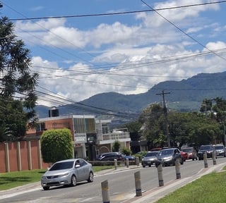 Spacious Mixed-Use Property | 900m² Construction | Zone 12 Guatemala City