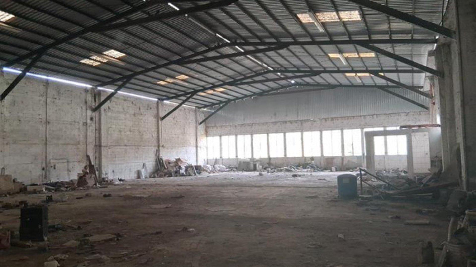 Bodega en venta en Zona 25 Ciudad Guatemala - Miniatura 3