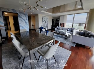 Apartamento en alquiler zona 14 edificio Santa Inés de 3 habitaciones + 2 parqueos - Image 2