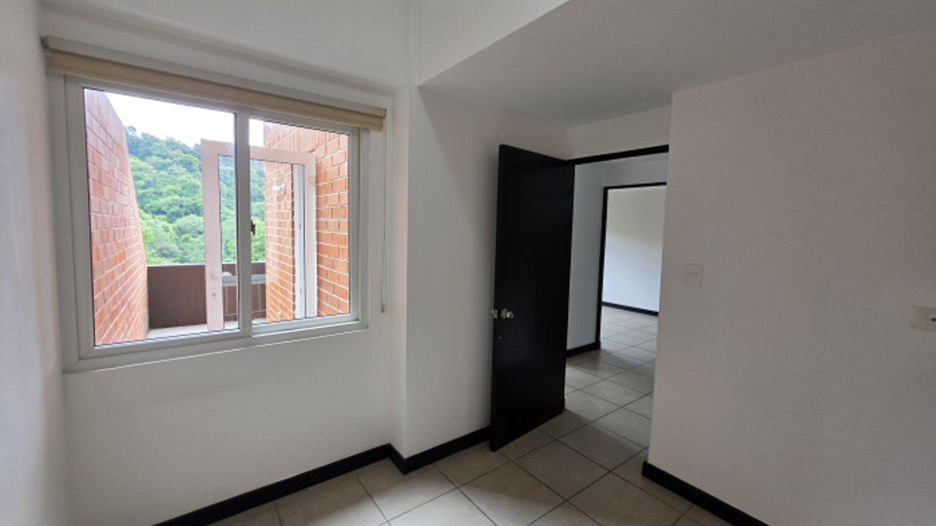Apartamento Renta Hexa Cañada 16 Zona 16 - Miniatura 4