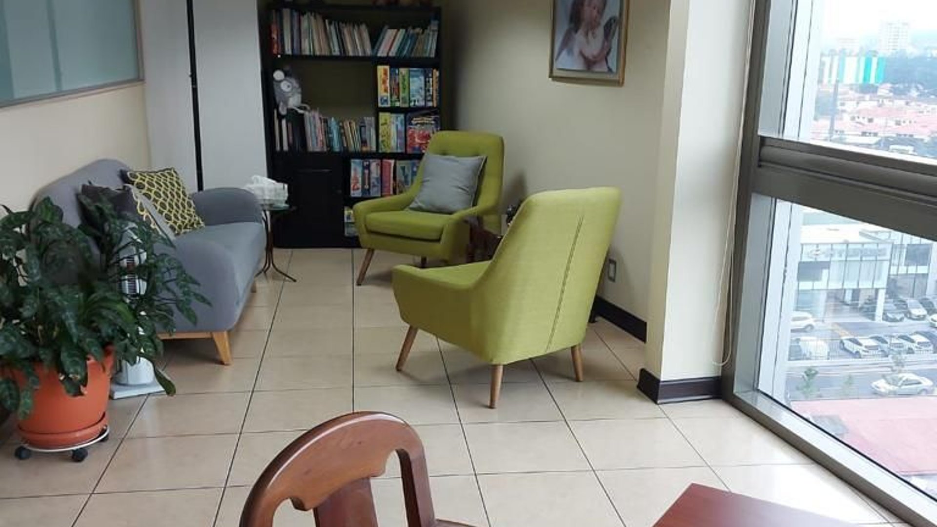 Oficina en Venta – Edificio Torino, zona 10