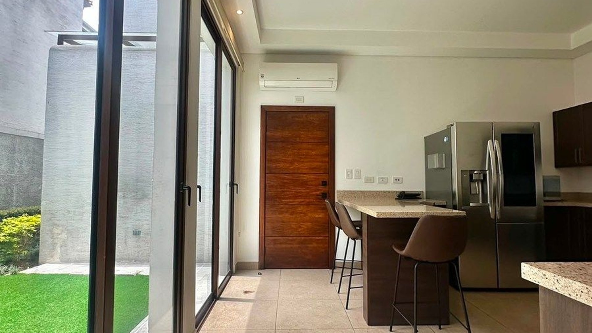 Casa en Renta – Nova Cayalá, Zona 16 - Miniatura 3