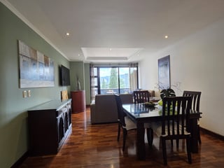 Apartamento amueblado cerca de La Estacion Zona 10 - 5
