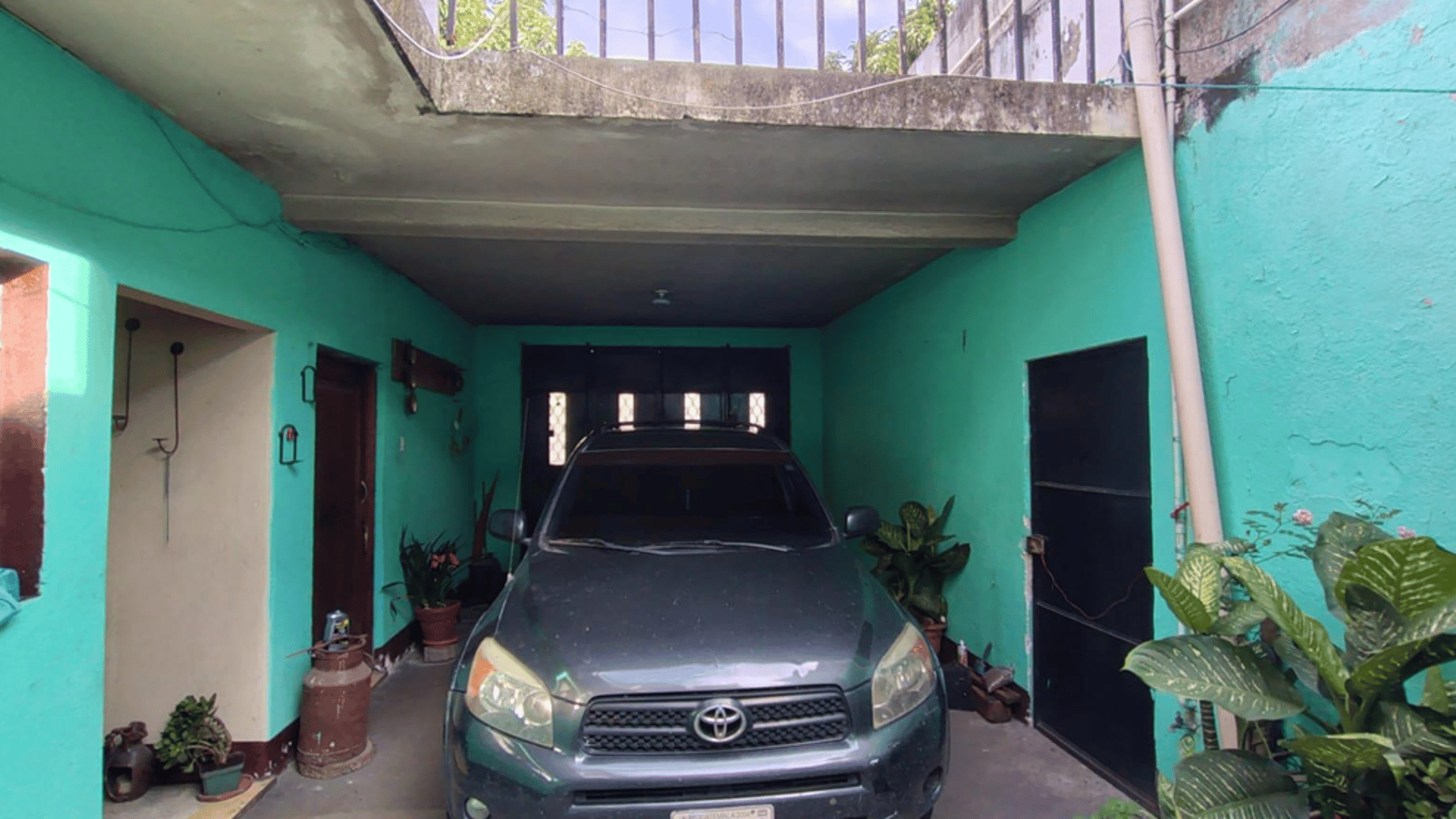 Venta de 2 propiedades en La Reformita Zona 12 - Miniatura 2