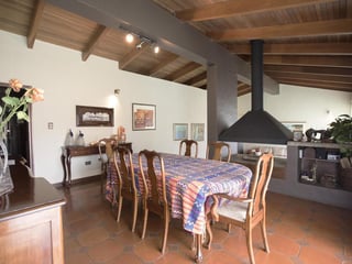 Amplia Casa de  UN NIVEL  , EN VENTA en Santa Rosalía - 4