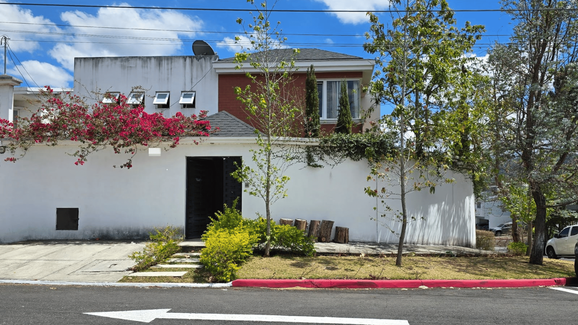 VENTA Casa Zona 16 Puerta de Hierro