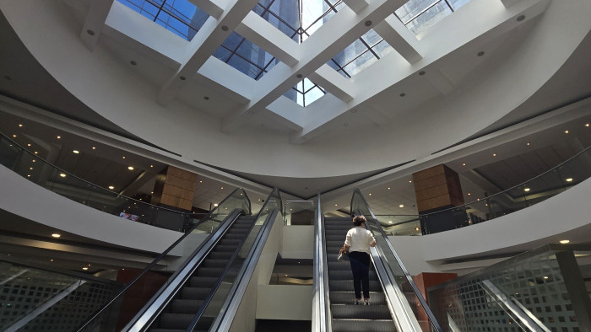 En Venta oficina en Zona 10 Cercano a Oakland Pace