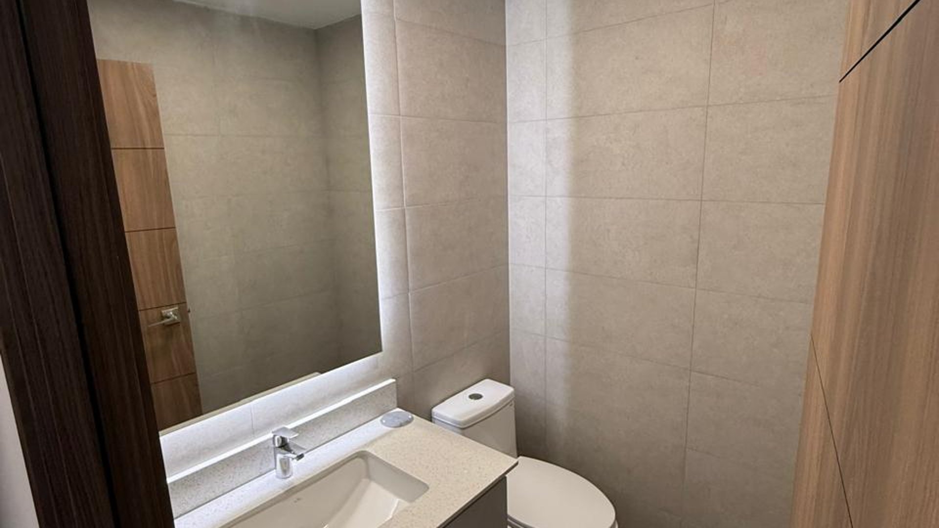 Apartamento en Alquiler Edificio Parque 14, zona 14  - Miniatura 27