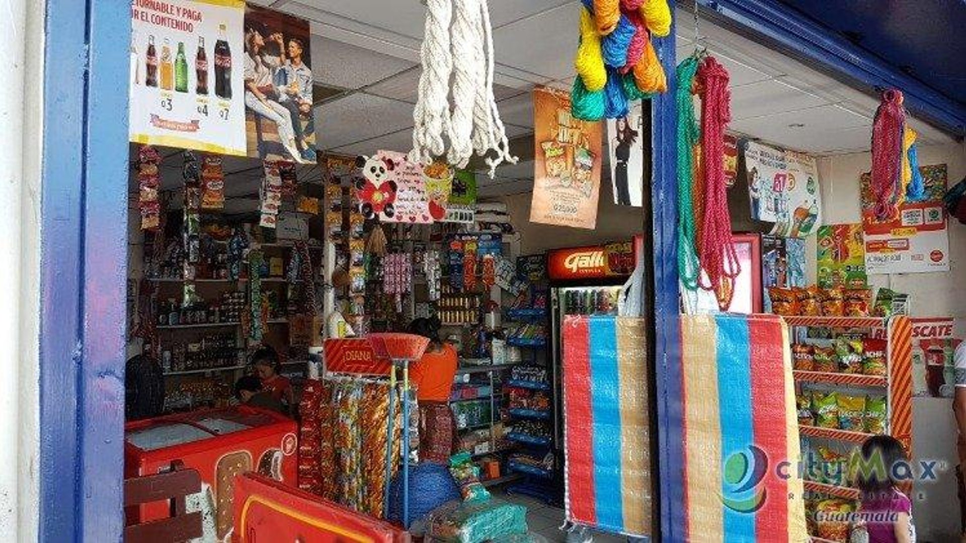 SE VENDE CASA COMERCIAL CENTRO DE ESCUINTLA - Miniatura 3