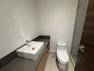 Apartamento en renta en zona 15 con 3 habitaciones y piscina Ref-5337 - 5