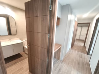 Luxurious 3-Bedroom Apartment for Sale in Zone 14, Guatemala City | USD $285,000 - 4