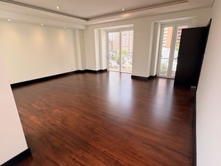 Alquilo apartamento en  zona 14 - 3
