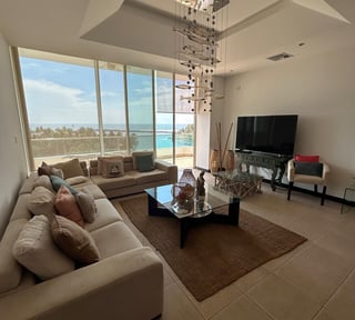 *Venta apartamento amueblado vista al océano en Marina del Sur* (C)