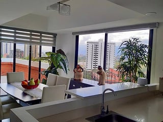Venta de Lindo Apartamento Fontainebleau  z15 - 3