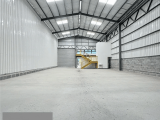 🔹 Bodega en Renta o Venta – 449.37 m² / Villa canales cerca de la Vas - Image 2