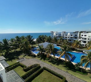Penthouse en renta a largo plazo en Monterrico US$2,000.00 al mes
