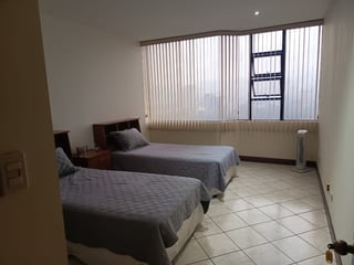 RENTA Apartamento amueblado en Milenia zona 10 - 5