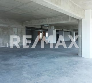 Oficina Planta Renta | Zona 9 | Grand Reforma 10