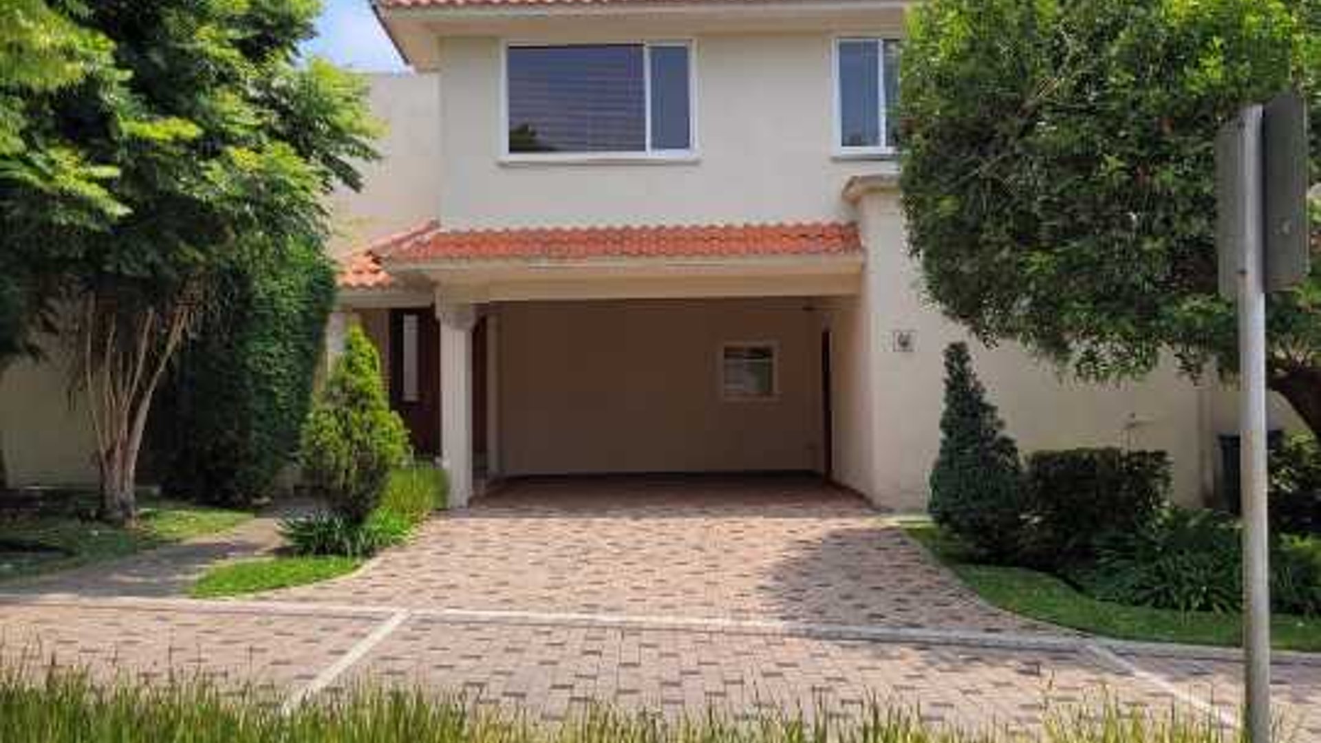 Casa en Venta en Portal Del Bosque 2, Km. 22 CES Guatemala