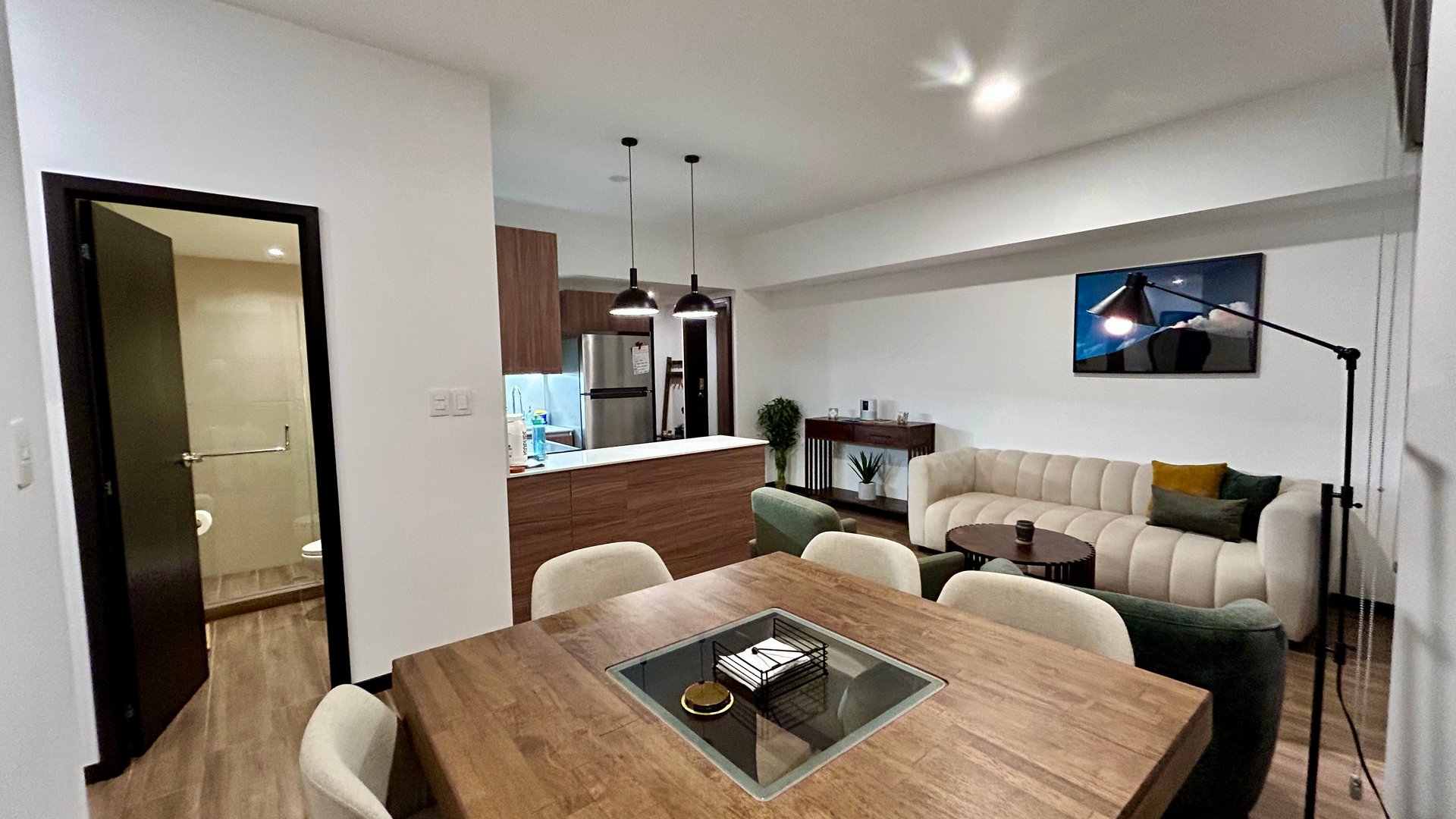 Apartamento en alquiler, Edificio Marabi, Zona 11. Disponible Agosto - Miniatura 4